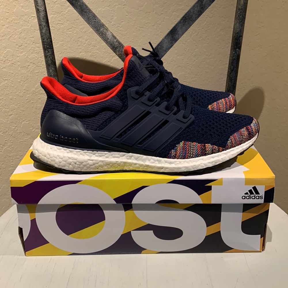 Mens Barely Used Adidas Ultraboost 1.0 Retro Navg Multi size 10 with box